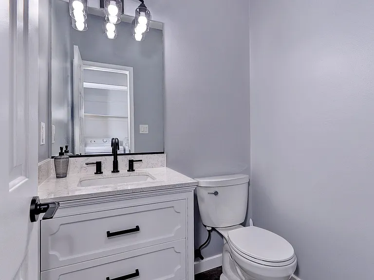 1596 Willow Cv — Photo 6