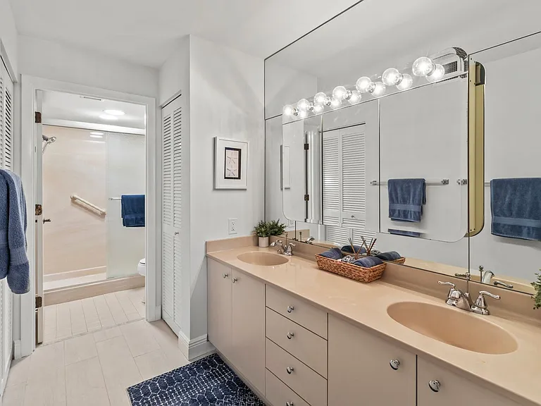 724 Bayport Way — Photo 23