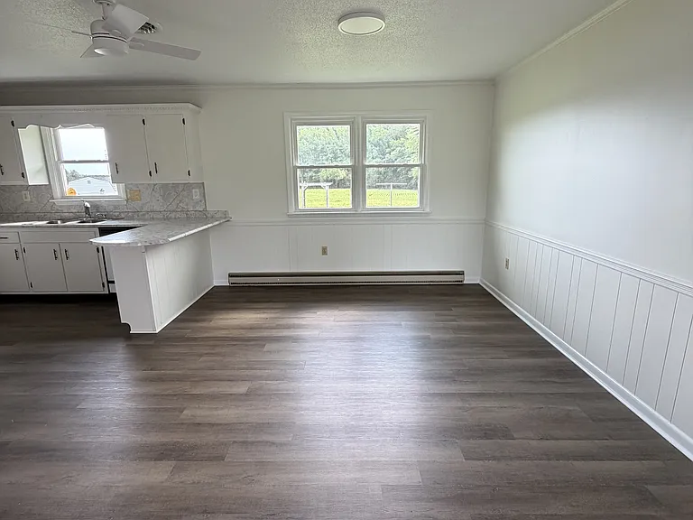 4810 Washington St — Photo 6
