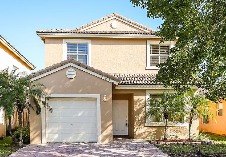 1st image of 2030 SE 14th Ct