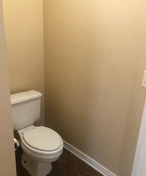 9317 E River Dr — Photo 8