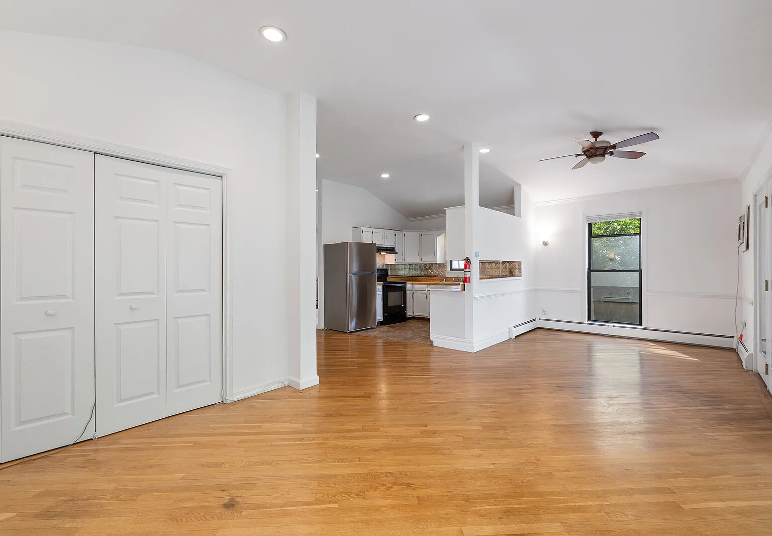 1 bed, $2,250 — Photo 2