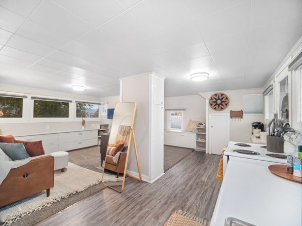 9016 E Frederick Ave