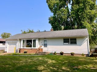 3074 Eastland Rd, Muskegon, MI 49441