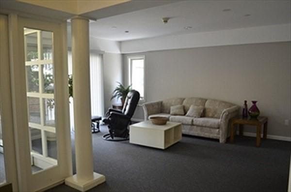 1st image of 118 Longwood Ave #1