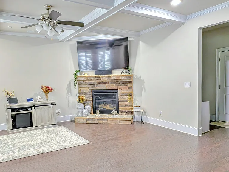 5542 Addison Woods Pl S — Photo 6
