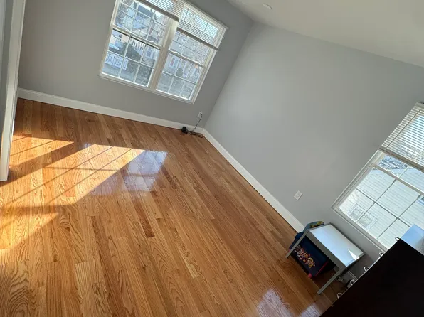 (undisclosed Address), Hempstead, NY 11550
