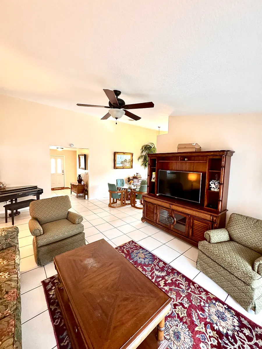 Building Photo - 11223 Thicket Ct