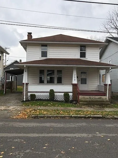 208 E Brown Ave photo 1