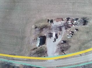 9661 Sumner Rd, Sumner, IL 62466