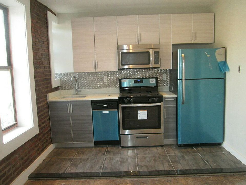 1st image of 934 Myrtle Ave #1G