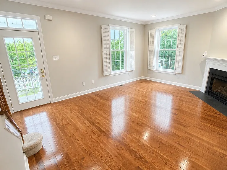 408 Lantern Dr #115 — Photo 7