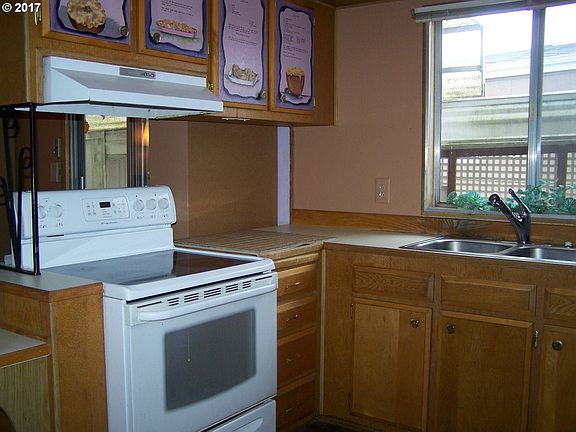 5th image of 15509 SE Mill Plain Blvd Unit 12