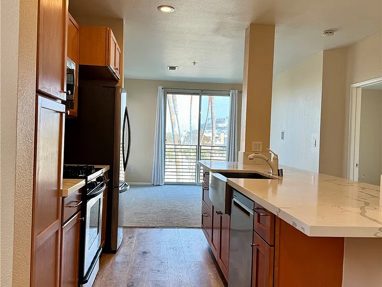 6400 Crescent #313 — Photo 10