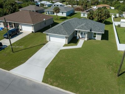 8038 Sunrise Cir, Labelle, FL, 33935