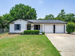 3313 Earle Dr, Haltom City, TX 76117