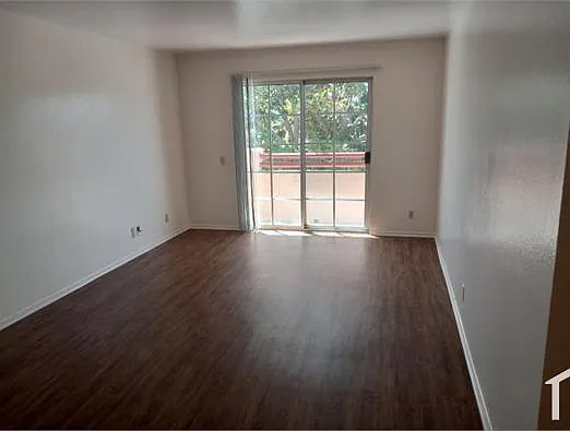 3804 Arlington Ave #211 — Photo 4