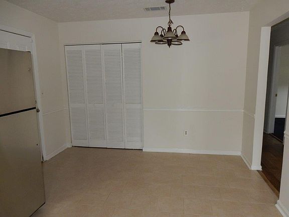 5th image of 6734 Dorsey Dr