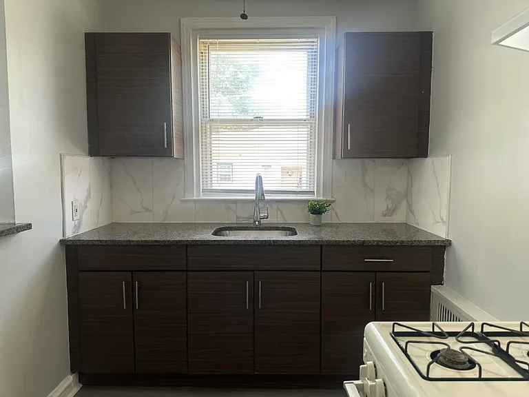 4221 Devereaux St #1 — Photo 4