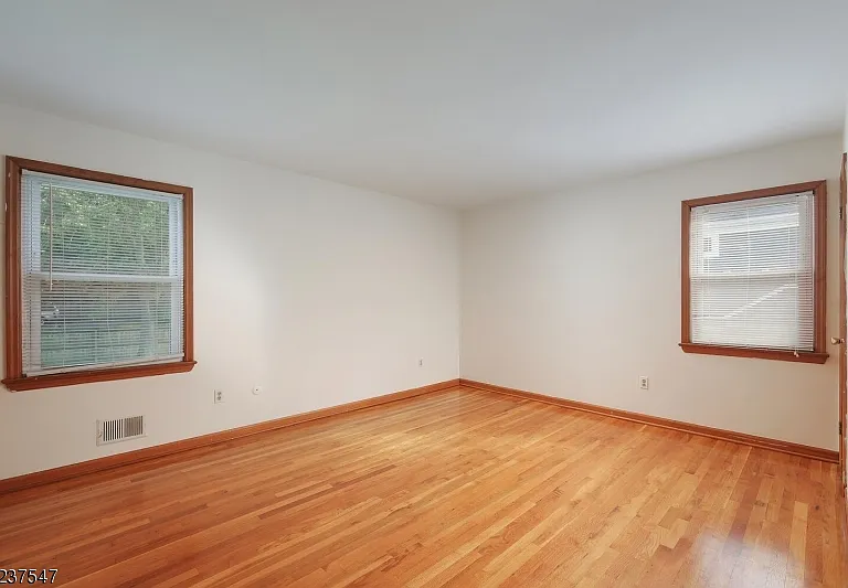 2128 W Broad St — Photo 5