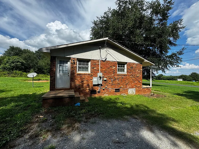 3113 Old School Rd — Photo 5