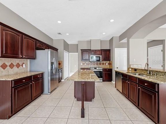 3rd image of 1889 POMEGRANATE COURT