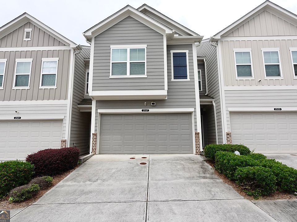 1st image of 2537 Centennial Pl S