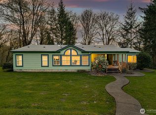 2706 NW Chapel Hill Dr, Woodland, WA 98674