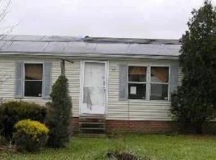 9700 Bryant Rd, Garrettsville, OH 44231