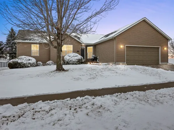 390 Onyx Ave, Marion, IA 52302