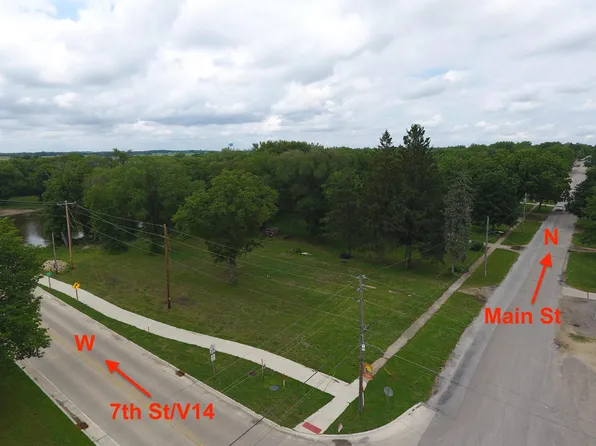 732 Main St, Janesville, IA 50647