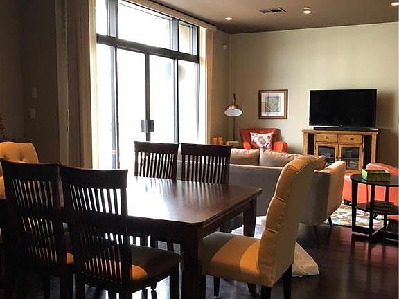 2nd image of 401 W Watson St APT 306