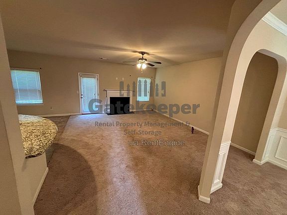 5th image of 4743 Chickadee Ln