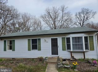 16709 Queen Anne Bridge Rd, Bowie, MD 20716