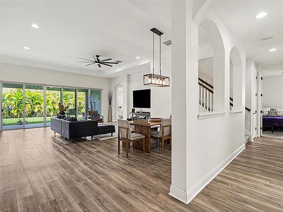 5th image of 7612 PARADISO DRIVE