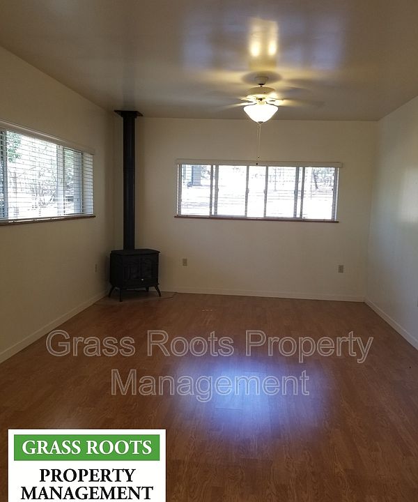 2nd image of 13281 Bitney Springs Rd