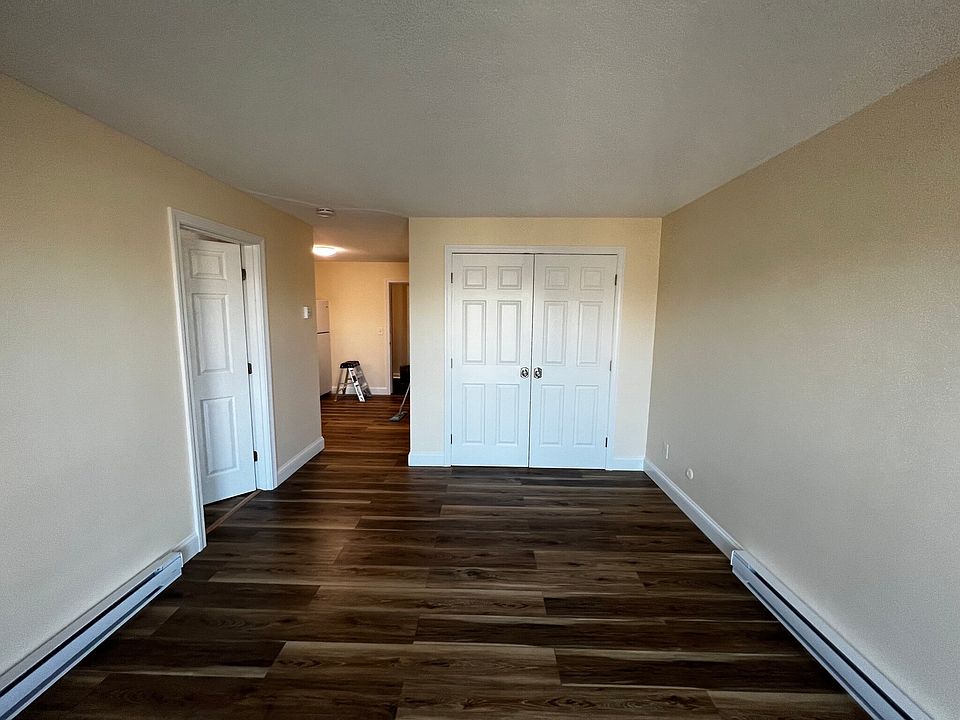 2nd image of 720 Bennington St APT 310