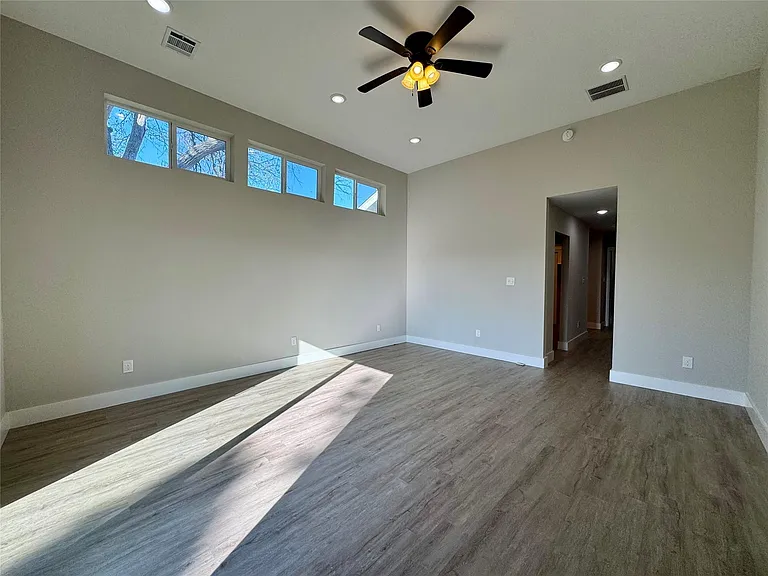 813 Central Ave — Photo 16
