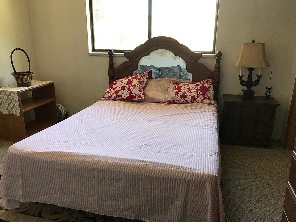 2nd image of 3352 Kitchen Dr