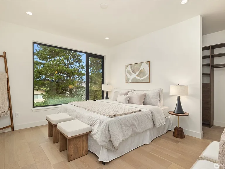 614 5th Ave S #C108 — Photo 14