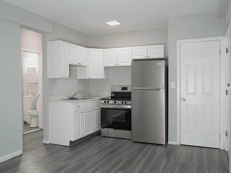 65 Hillside Ave — Photo 2