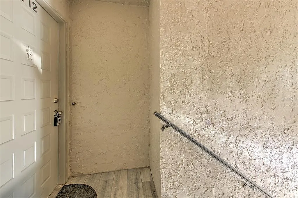 2 bed, 2.5 bath, 1284 sqft, $1,695 — Photo 4