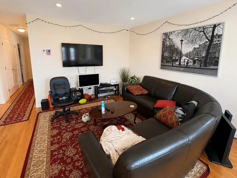 714 W Park Ave #2 — Photo 4