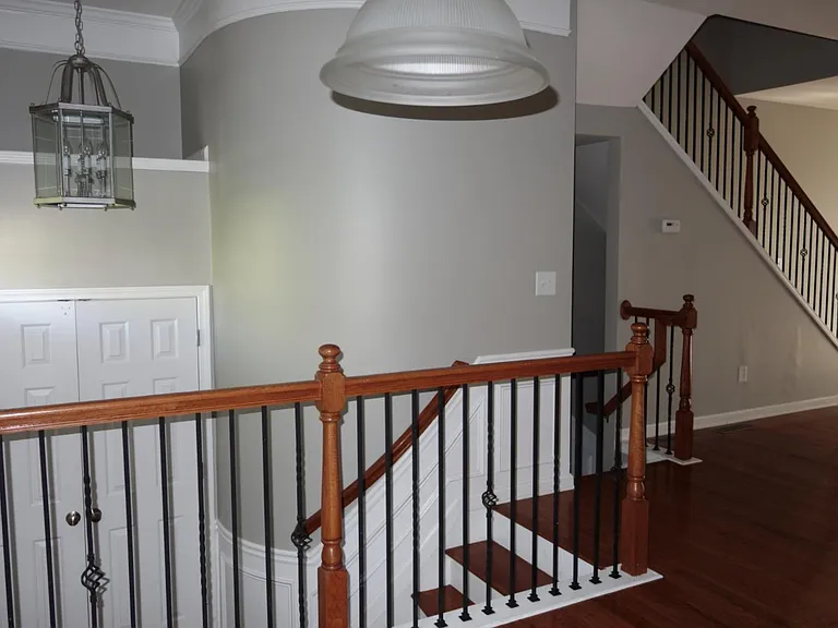 1390 Thornborough Dr — Photo 18