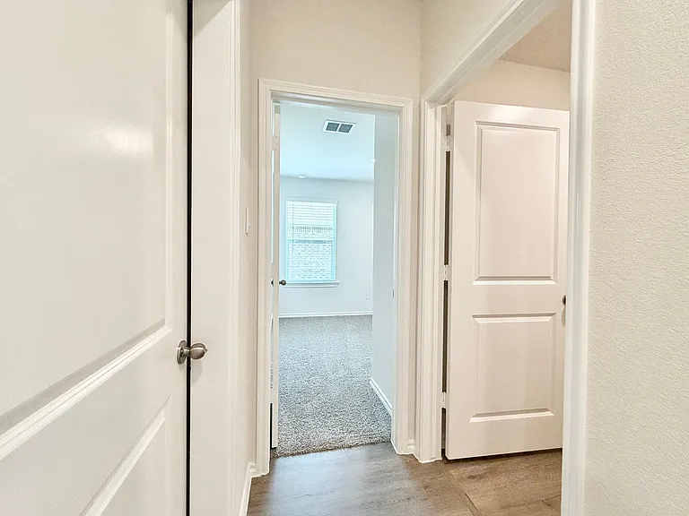 1116 Riverbrook Ln — Photo 12