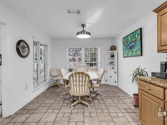 4th image of 1246 Mockingbird Ln