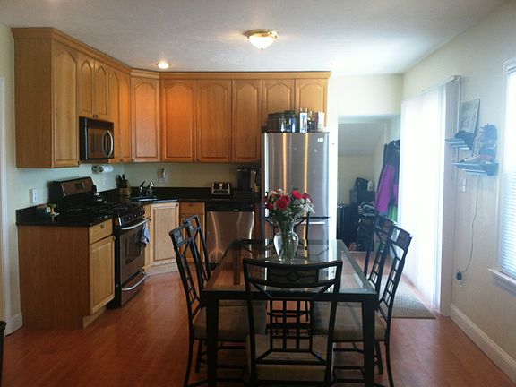2nd floor kitchen