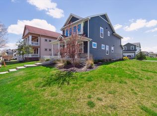 1776 Town Commons Dr, Howell, MI 48855