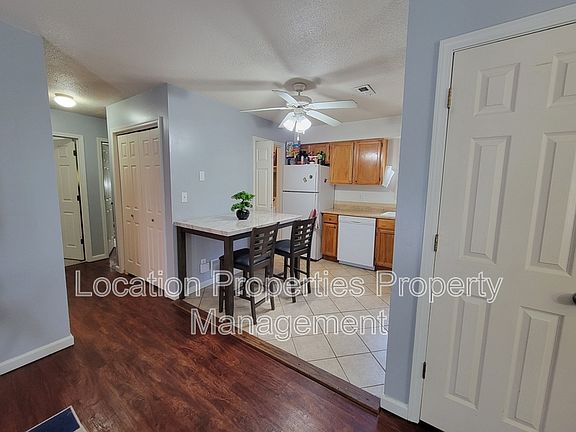 4th image of 1307 E 25th Ter #1