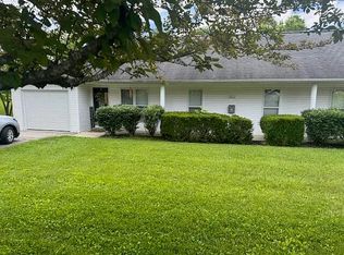 2812 Philpot Rd APT A, London, KY 40744